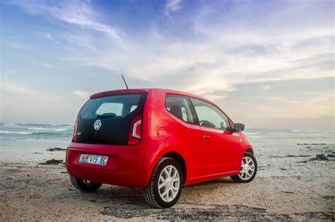 Volkswagen up! (2015) Review - Cars.co.za