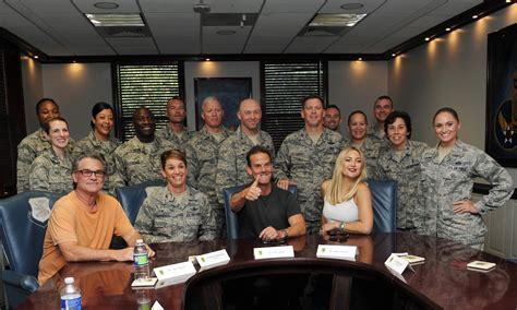 Deepwater Horizon actors, director receive red carpet welcome > Keesler ...