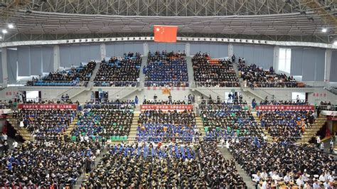 青岛大学2021届毕业典礼快闪高清字幕版官方发布！-心若静海-毕业典礼-哔哩哔哩视频