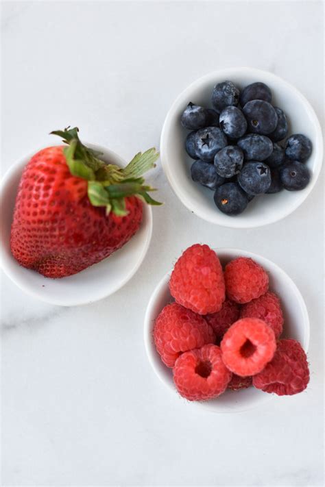 Easy Cottage Cheese with Fruit - The Dizzy Cook