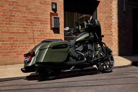 2023 Indian Chieftain Dark Horse [Specs, Features, Photos]