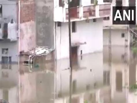 UP: Schools shut in Varanasi on August 5-6 amid flood-like situation