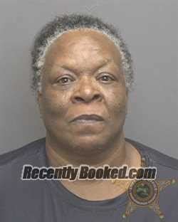 Recent Booking / Mugshot for DARLENE WILLS in Vanderburgh County, Indiana