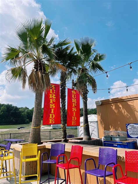 The Surfside Club - Omaha Places