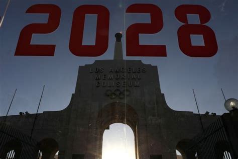 2028洛杉矶奥运会起，滑板成为奥运会永久比赛项目！_Brown_Sky_东京