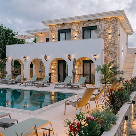 Pin by rachel villa on House Addition | Dream house exterior, Spanish ...