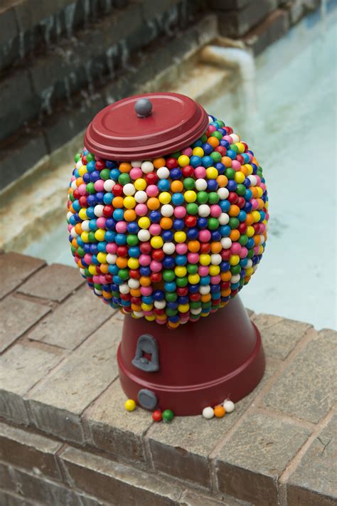 24 Creative Pumpkin Decorating Ideas from the Pelican Family