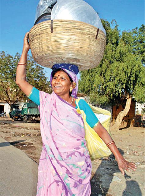 ‘Women textile recyclers even reuse tiny fragments, sustaining ecology ...