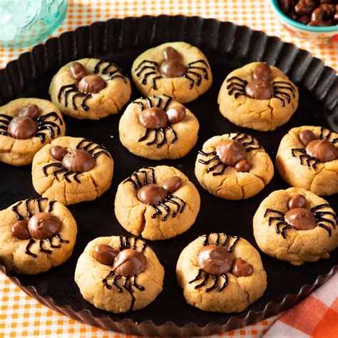 20 Vintage Halloween Recipes That'll Make You Feel So Nostalgic
