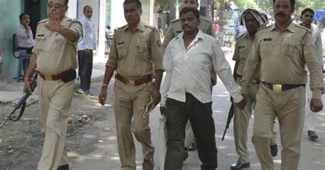 Nithari killing: CBI court gives death penalty to Moninder Singh ...
