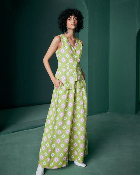 UTILITY VEST IN MOMO PRINT – Cuin