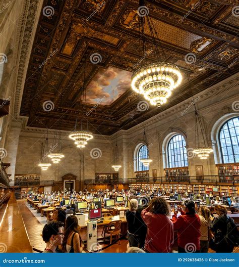 Vertorama of the Rose Main Reading Room in the New York Public Library ...