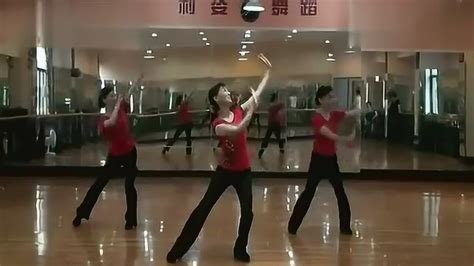 广场舞形体舞《珊瑚颂》美女舞蹈真美！_腾讯视频