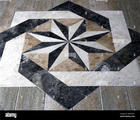 Star floor design tile hi-res stock photography and images - Alamy