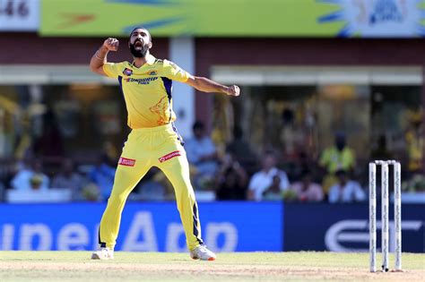 Simarjeet Singh exults after dismissing Jos Buttler | ESPNcricinfo.com