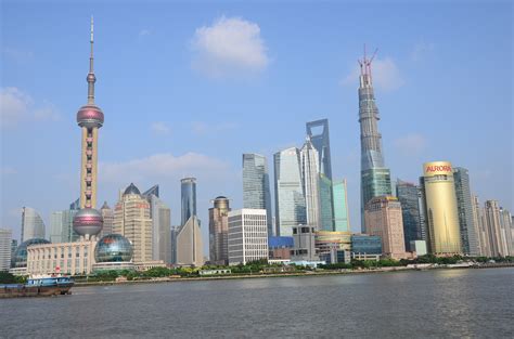 上海外滩新年倒计时将上演国内最大3D灯光秀(组图)_新闻中心_新浪网