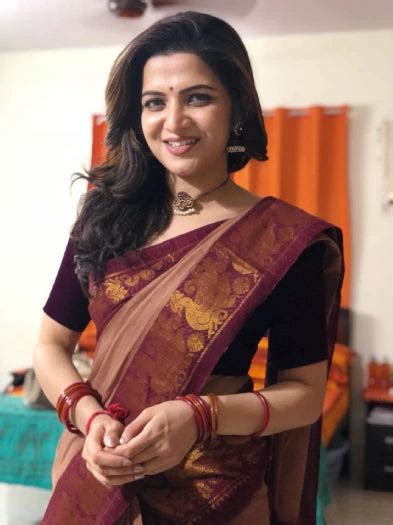 Shop South Indian Ethnic wear for Women Online – Studio Virupa
