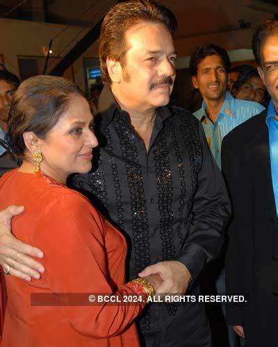 Dharmendra during Basim and Reshma's wedding reception held at 'Sun N ...