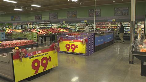 Customers shop at Kroger on January 22, 2026 in Little Rock, Arkansas.