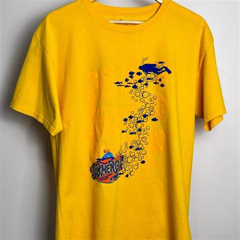 Champion Men's Yellow T-shirt | Depop