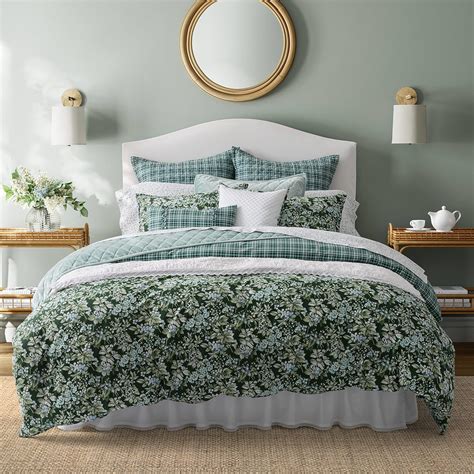 Laura Ashley- Queen Comforter Set, Cotton Reversible Bedding Set ...