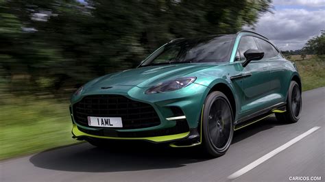 Aston Martin DBX707 | 2023MY (Color: Q 2022 F1 Green) | Front Three-Quarter