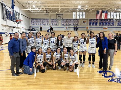 SPORTS - Queens return to playoffs for second straight season - 830Times