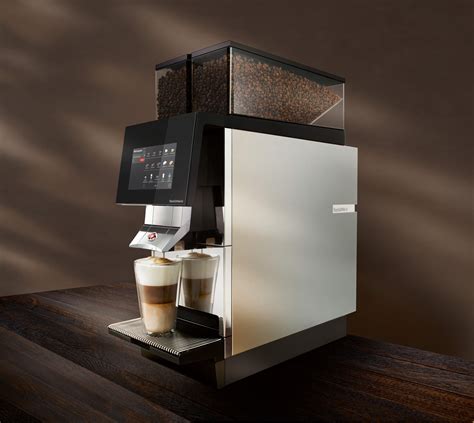 Black&White4 Compact - World of Coffee