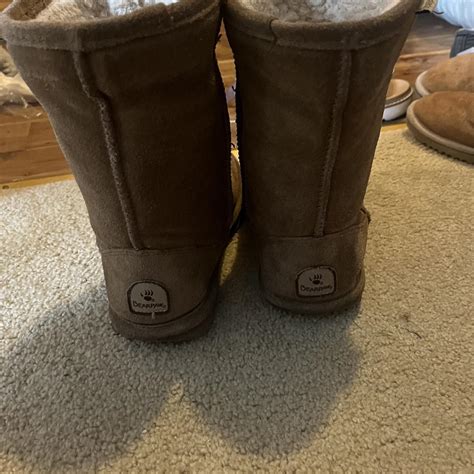 Very worn bear paw boots - Depop