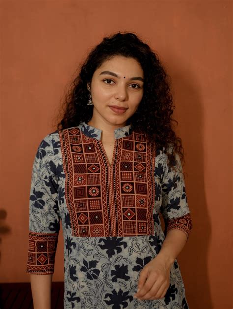 Designer Kurthi (Code-1759 BK) – Blocks & Prints