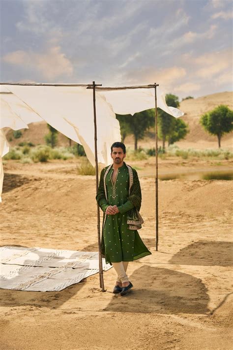Bandhani Dushala Set – Punit Balana