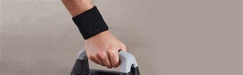 Amazon Basics Wrist Band and Support, Black : Amazon.in: Health ...