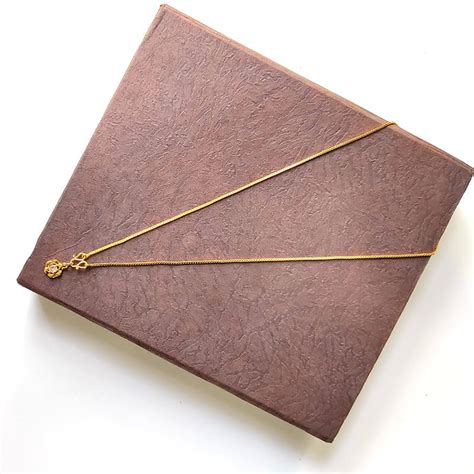 Teenage Fashion Jewellery - White Stone Classic Designer Necklace ...