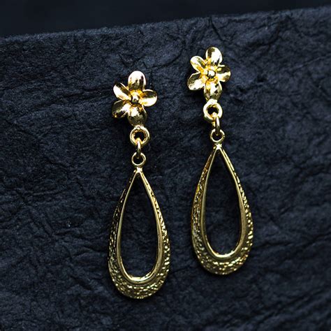 Effortless Oval Drop Earrings – Sugar For She Is