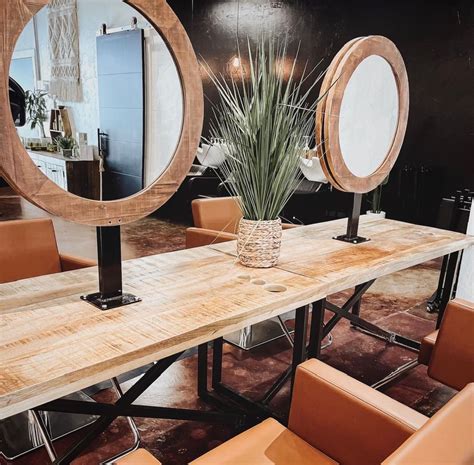 Studio Boom - Longmont Hair Salon, Barber & Nail Studio