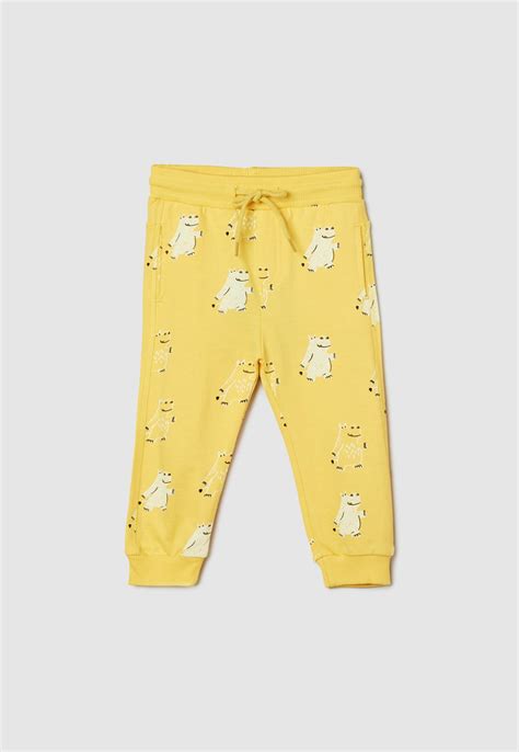 Buy Track Pants for Boys Online at Best Price in India | Max Fashion