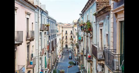 Catania Fontanarossa (CTA) - Flight Status, Maps & more - KAYAK