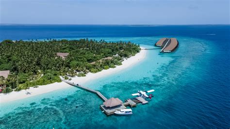 Reethi Faru Resort