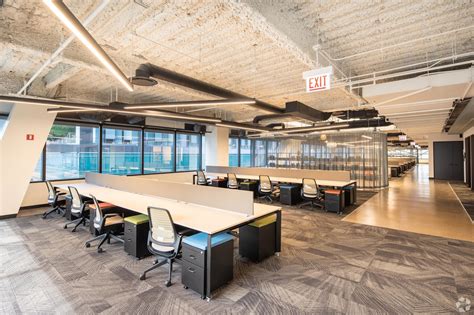 500 W Madison St, Chicago, IL 60661 - Accenture Tower | LoopNet