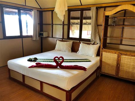 Cozy wooden bungalow on Koh Phi Phi - Hotels for Rent in ตำบล อ่าวนาง ...