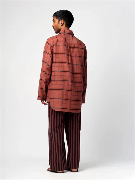 IT.025.16.161 EASY SHIRT – Itohnewdelhi