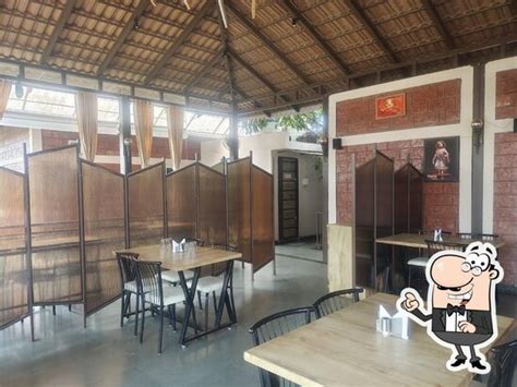 Mango Family Restaurant - Restaurant menu, prices and reviews