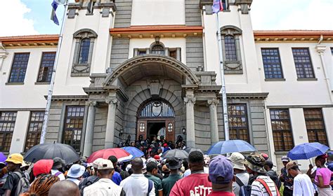 A Bachelor’s pass isn’t a ticket to university, says Manamela, but TVETs and CETs remain an option