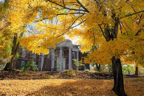 350 Students Recognized for Fall 2024 Dean’s List • News • Emory & Henry