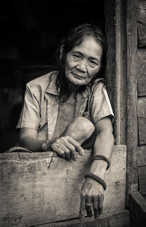 Penan Tribe: Nomadic Hunter-Gatherers of Borneo’s Rainforests