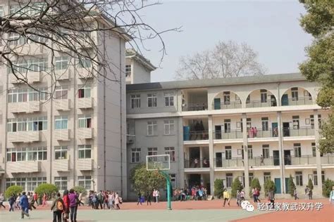 武汉英中学校 - 国际教育前线