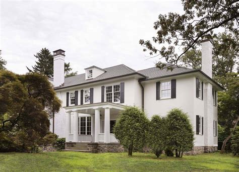 Colonial Revival House