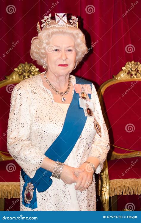 Regina Elizabeth II immagine editoriale. Immagine di signora - 67573790