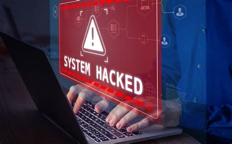 系统被黑客入侵，黑客攻击屏幕上的警告警报消息，矢量。背景图片免费下载_海报banner/高清大图_千库网(图片编号6320602)