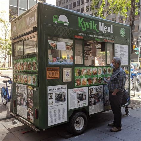 4 Halal Food Carts In New York, USA